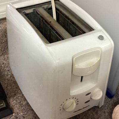 White toaster
