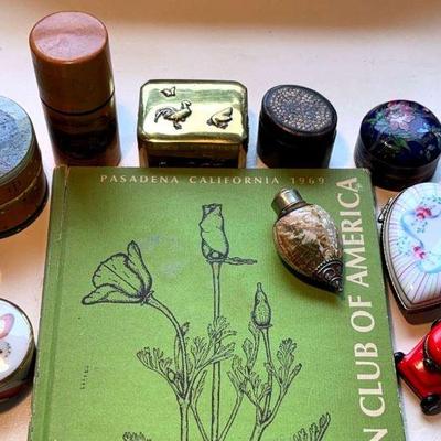 Trinket boxes needle case