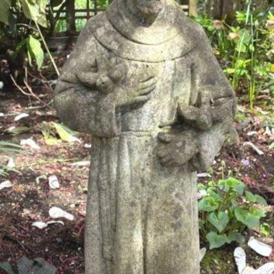 St francis of assisi cement garden statue