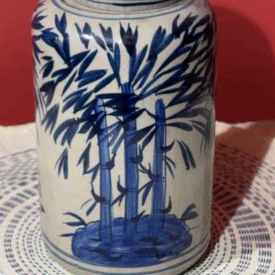 Asian bamboo motif porcelain lidded jar for tea or spices