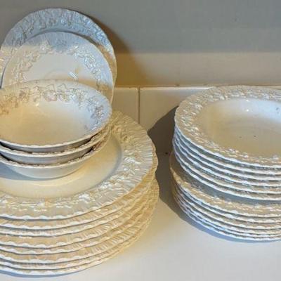 Wedgwood of etruria barlston embossed queen’s ware
