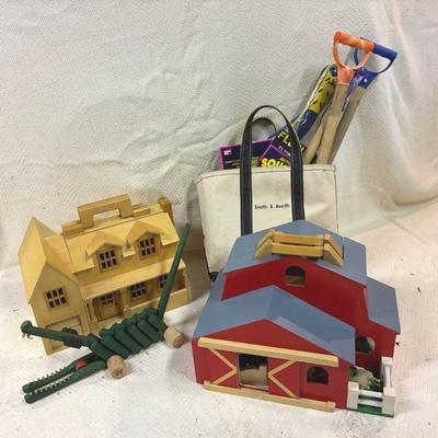 Melissa doug wood playhouse and barn