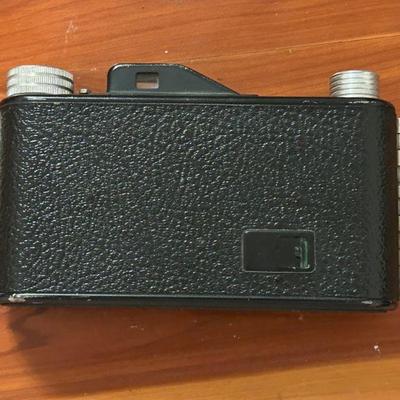 Vintage 1950's Folding Camera