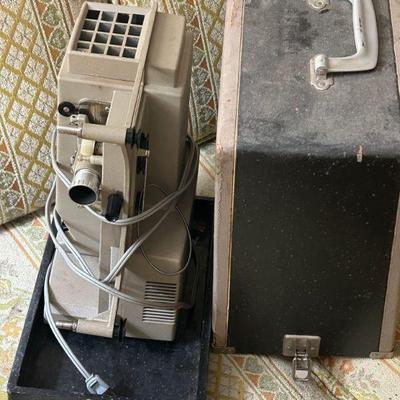 Vintage Mansfield Holiday 8mm Projector