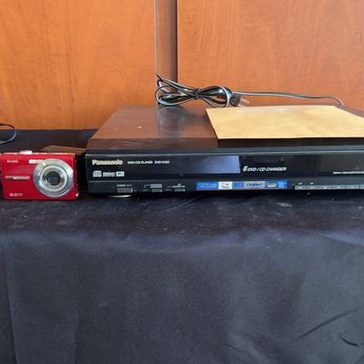 DVD/CD Player And Digital Camera