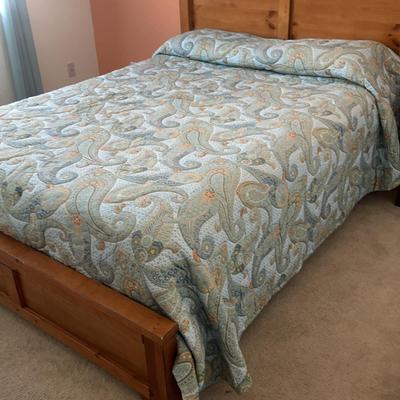 Queen Bed With Frame And Covering 