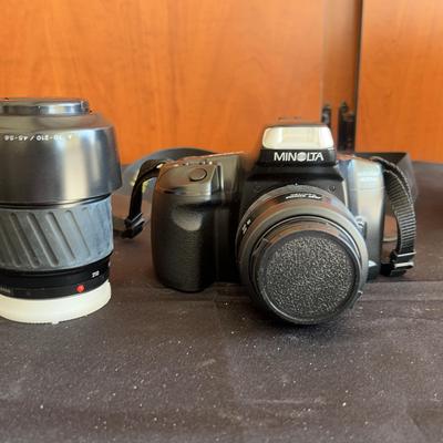Vintage Minolta Maxxum 300si 35mm Film Camera Kit with Lenses, Case & Manual