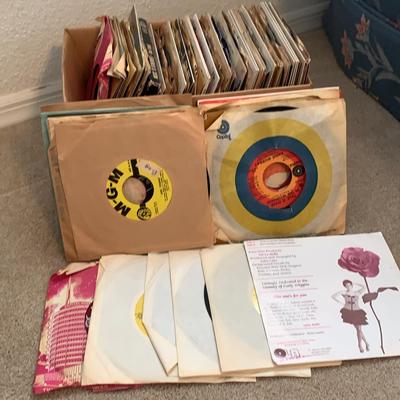 7 In Vinyl-45s