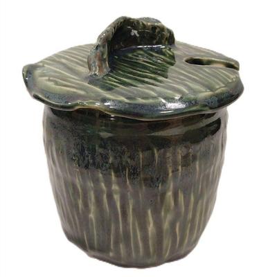 STUDIO POTTERY WITH MAJOLICA GLAZE JAR WITH LID