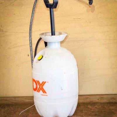 HDX Spray Jug
