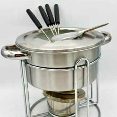 Fondue Pot With (4) Forks
