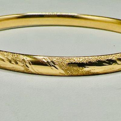 14K Gold Bangle Bracelet
