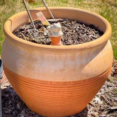 Beautiful Glazed Outdoor Terra Cotta Planter
