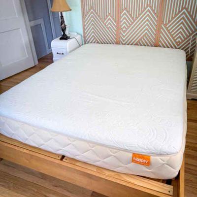 Modern Sleek Fullsize Bedframe
