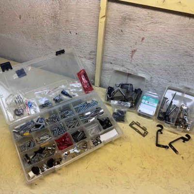 Various Hardware Feat - Screws Caddy
