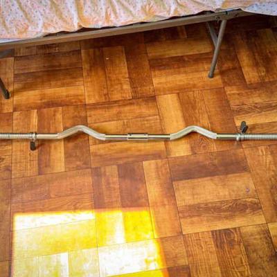 EZ Curl Bar
