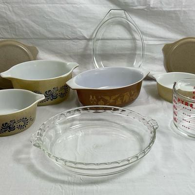Vintage Pyrex Lot – Early American, Homestead Casseroles, Pie Dish & Measuring Cups