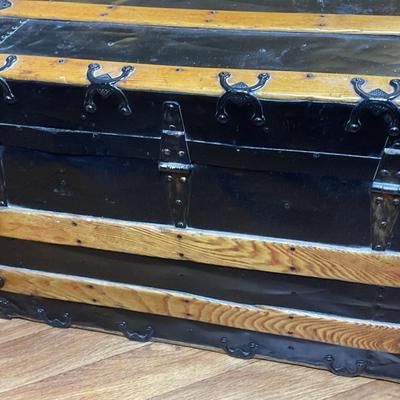 Vintage Flat-Top Steamer Trunk – Wood & Metal Travel Chest with Original Hardware