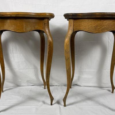 Antique Louis XV Italian Walnut End Table with Drawer, Cabriole Legs and Decorative Scroll Details