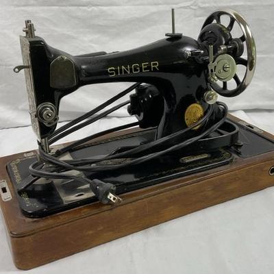 Vintage Singer 99K Sewing Machine – Portable, Electric, 1911 Model