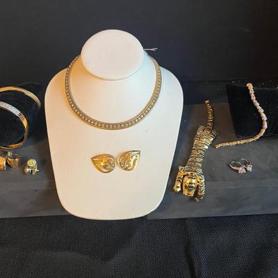 Gold Toned Jewelry Lot