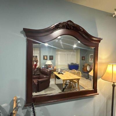 Wall mirror
