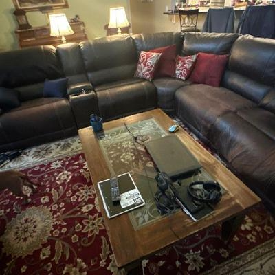 Sectional couch with recliner seats
