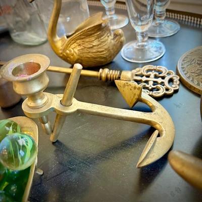 Brass anchor candleholder