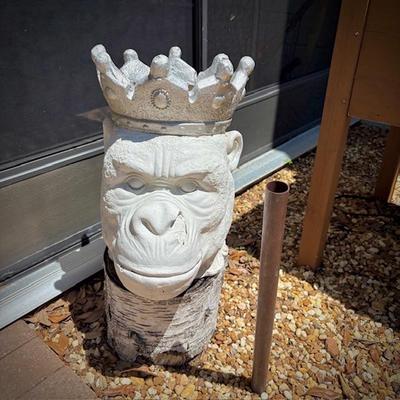 King of the Jungle outdoor art
