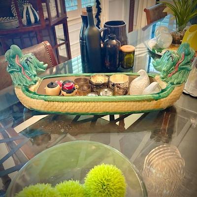 Vintage Chinese dragon boat tray