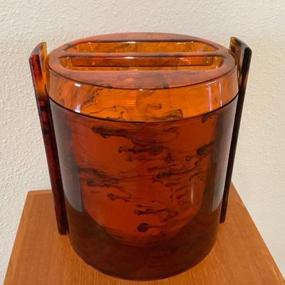 MCM ice bucket
