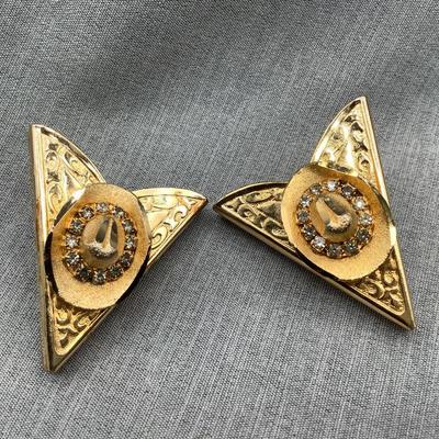 Collar points