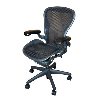 Herman Miller Aeron Chair | Size B.

