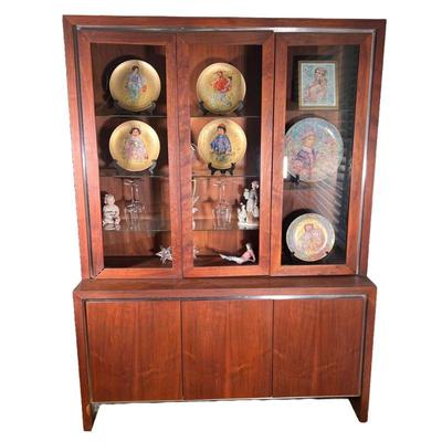 Teak & Walnut Mid-Century China Cabinet | Mid-century modern teak and walnut two part buffet / credenza by Dillingham, having three...