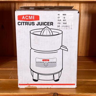 Acme Citrus Juicer | h. 11.5 in (box)

