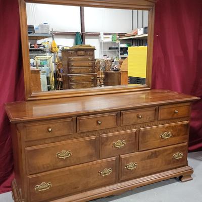 Ethan Allen 9 Drawer Double Dresser
