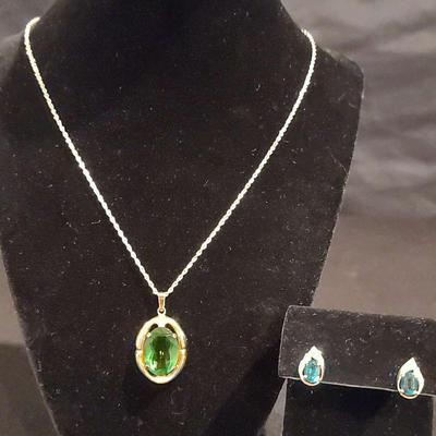 8K Pendant With 14K Earrings & Chain