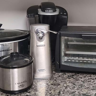 Small Kitchen Appliances Featuring Keurig & Cuisinart