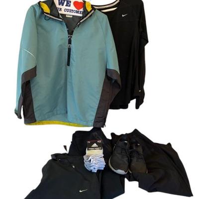 Nike athletic gear women’s m