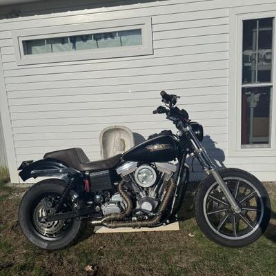 $8500 PRE-SELLING  1995 HARLEY Davidson Dyna FXD 
Full list of work done by Seacoast Choppers

Full Stunt Peg Setup 
New Chain Conversion...
