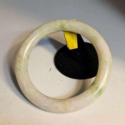 Light Green Jade Bracelet 