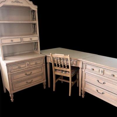 Vintage dixie bedroom furniture