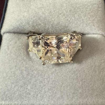 Glass ring