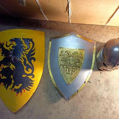 Knight Helmet+ Shield