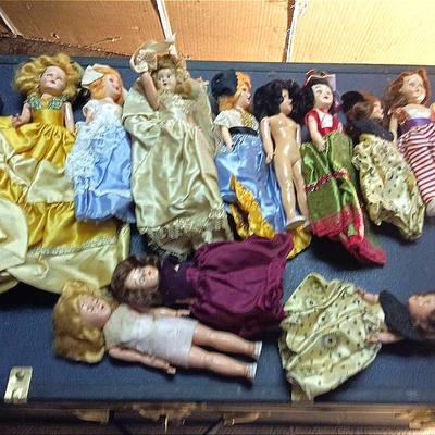 Assorted Vintage ARCO Dolls + Chest