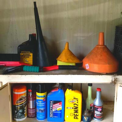 Oil Funnels, Oil, Ice Scrapers 