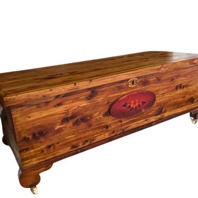 Knickerbocker Chest on Rollers