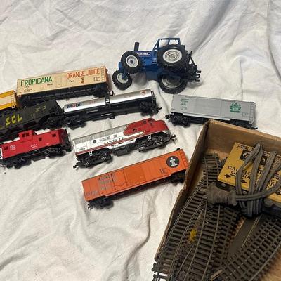 HO Scale Trains, Tractor & Tracks