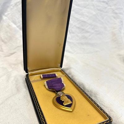 U.S. Military Purple Heart Medal w/ Case & Ribbon