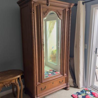 Oak mirrored chocolate armoire